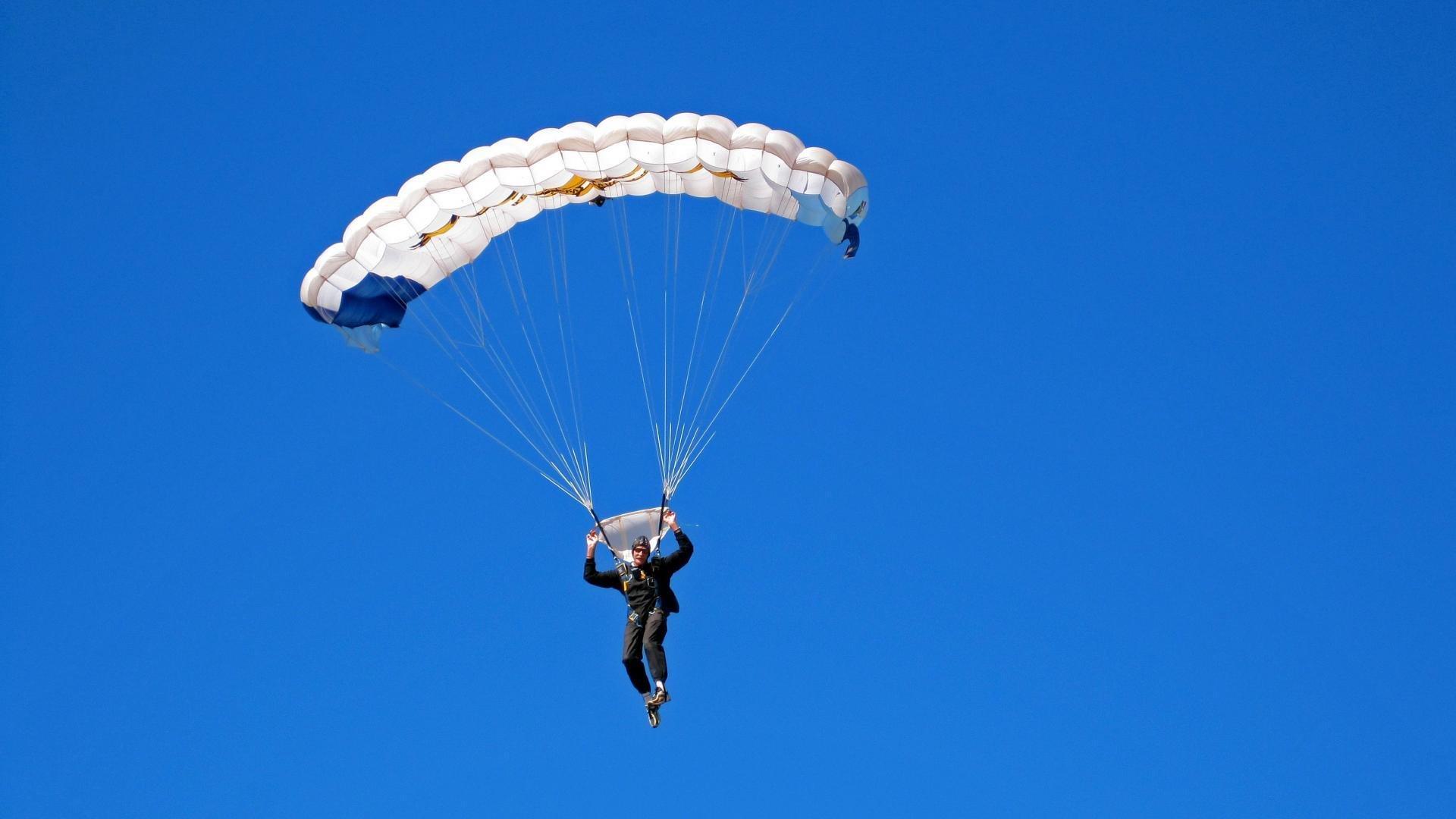 从荣耀之巅到黯然离场，马布里在北京男篮的岁月烙印